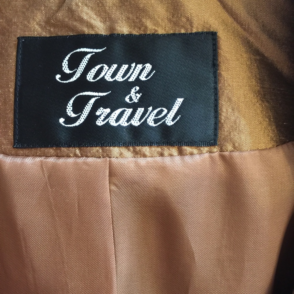 Town And Travel Silk Jacket View 3